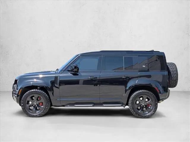 2023 Land Rover Defender 110 X-Dynamic SE