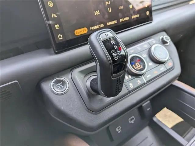 2023 Land Rover Defender 110 X-Dynamic SE