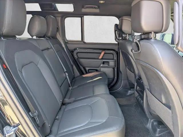 2023 Land Rover Defender 110 X-Dynamic SE