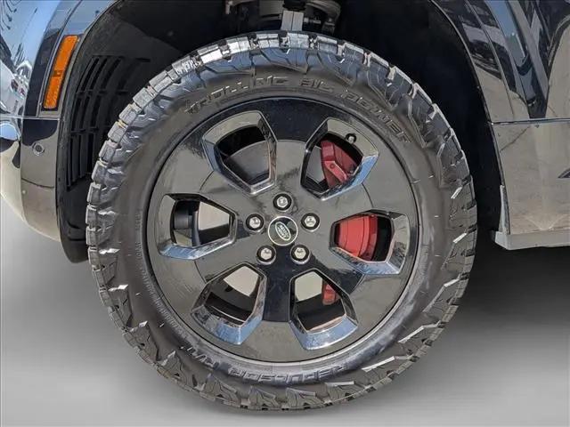 2023 Land Rover Defender 110 X-Dynamic SE