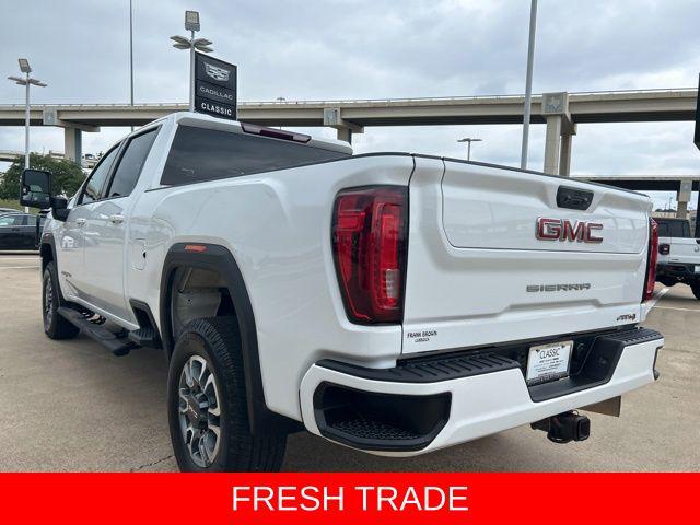 2022 GMC Sierra 2500HD 4WD Crew Cab Standard Bed AT4