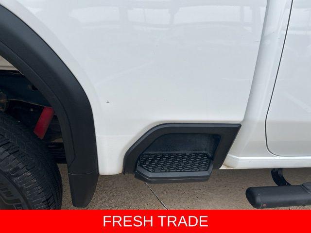 2022 GMC Sierra 2500HD 4WD Crew Cab Standard Bed AT4