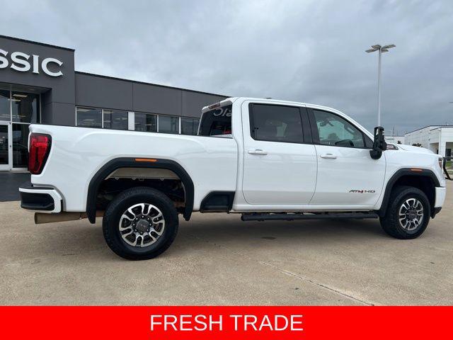 2022 GMC Sierra 2500HD 4WD Crew Cab Standard Bed AT4