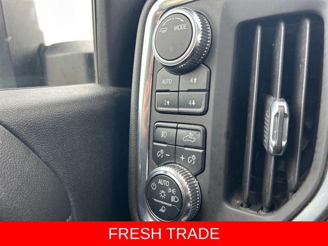 2022 GMC Sierra 2500HD 4WD Crew Cab Standard Bed AT4