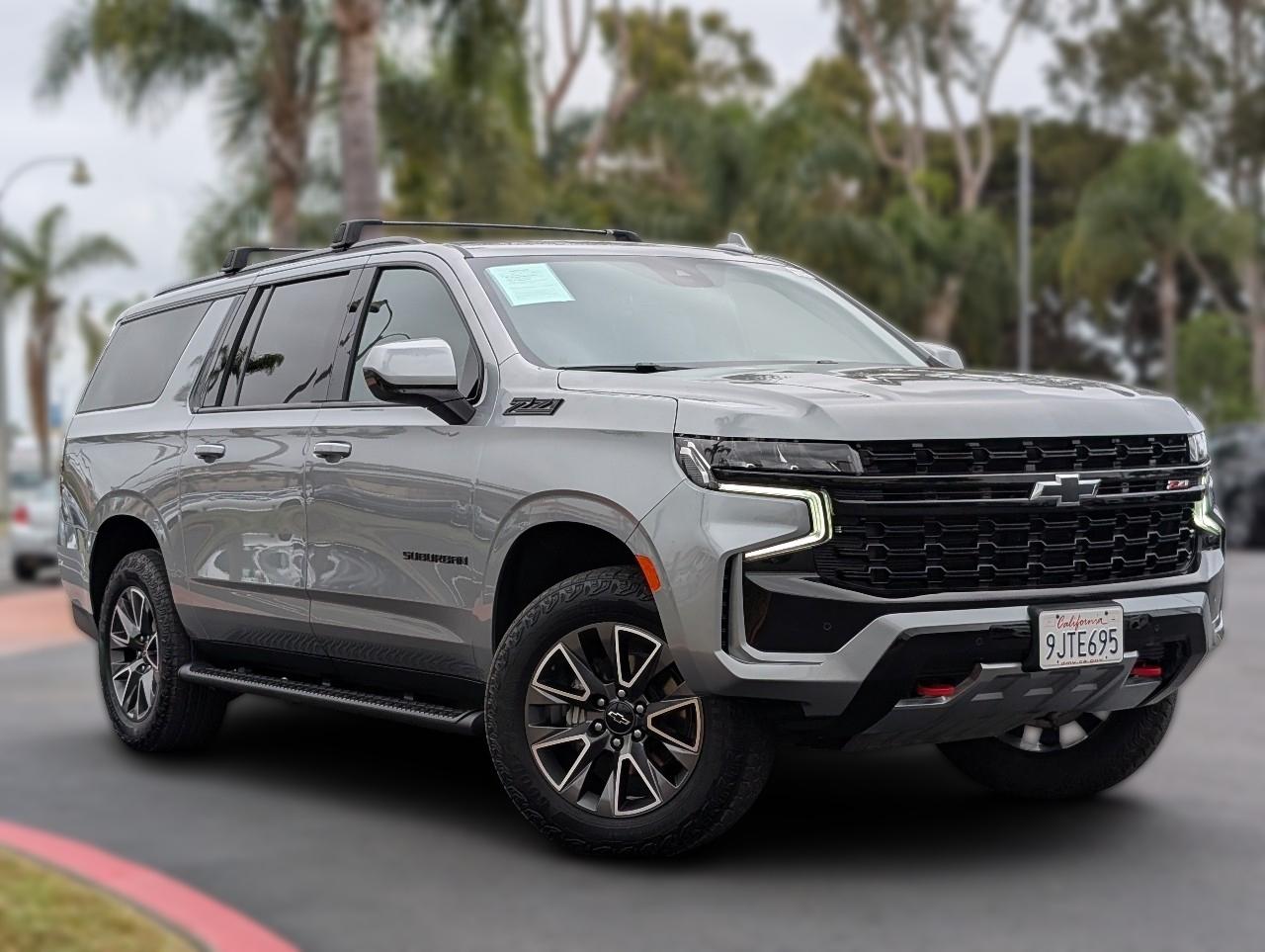 Sterling Gray Metallic 2023 Chevrolet Suburban Z71 4WD SUV / Crossover Four-Wheel Drive Automatic