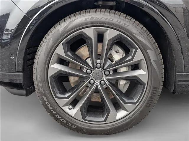 2026 Audi Q7 Premium Plus TFSI quattro tiptronic