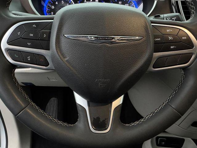2024 Chrysler Voyager LX