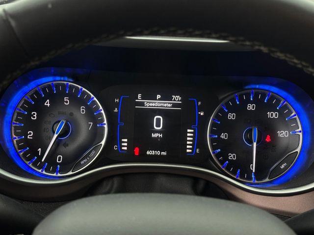 2024 Chrysler Voyager LX