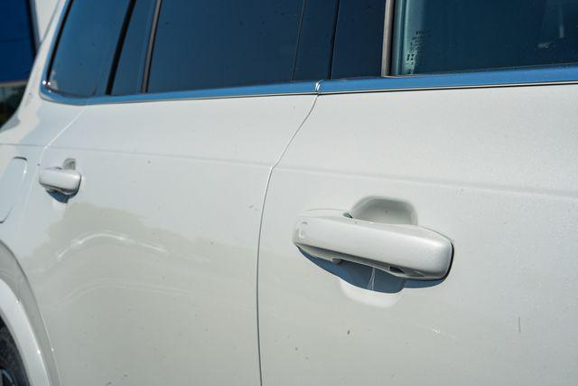 2026 Volvo XC90 Plug-In Hybrid Ultra, T8 AWD, Electric/Gasoline, Bright, 6 Seats