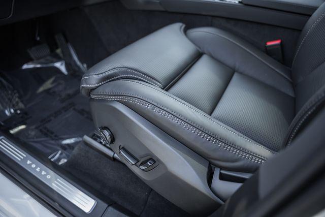 2026 Volvo XC90 Plug-In Hybrid Ultra, T8 AWD, Electric/Gasoline, Bright, 6 Seats