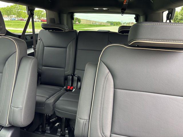 2026 Chevrolet Suburban Premier, 4WD