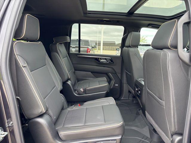 2026 Chevrolet Suburban Premier, 4WD