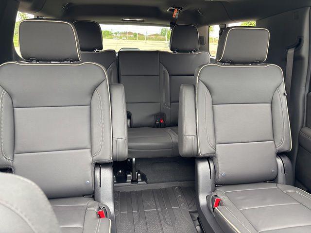 2026 Chevrolet Suburban Premier, 4WD