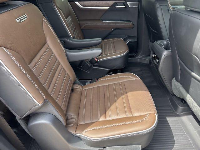2026 GMC Acadia Denali Ultimate AWD