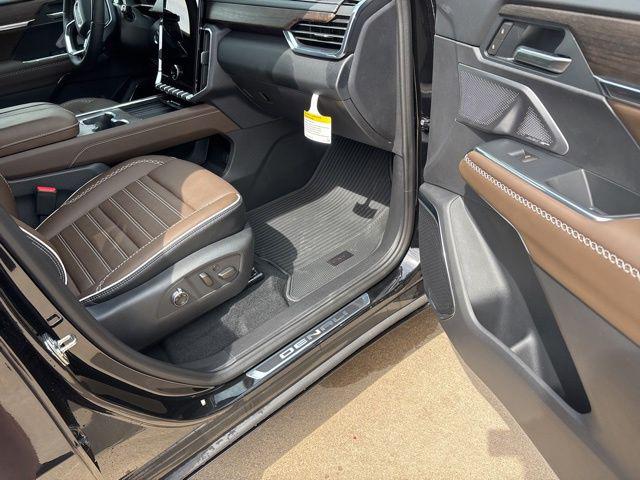 2026 GMC Acadia Denali Ultimate AWD