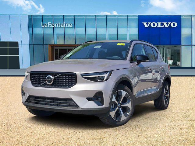 2026 Volvo XC40 Plus, B5 AWD Gas (mild hybrid), Dark for sale in Farmington Hills, MI
