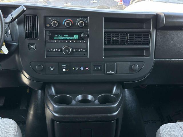 2024 Chevrolet Express Passenger RWD 3500 Extended Wheelbase LT
