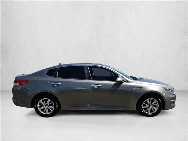 2017 Kia Optima LX