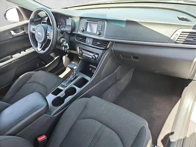 2017 Kia Optima LX