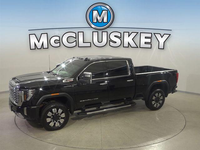 2025 GMC Sierra 2500HD 4WD Crew Cab Standard Bed Denali for sale in Cincinnati, OH
