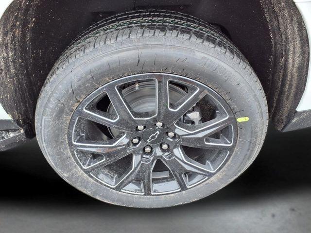 2026 Chevrolet Suburban LT, 4WD