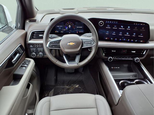 2026 Chevrolet Suburban LT, 4WD