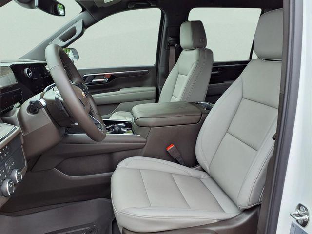 2026 Chevrolet Suburban LT, 4WD