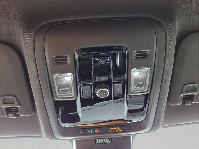 2026 Chevrolet Suburban LT, 4WD