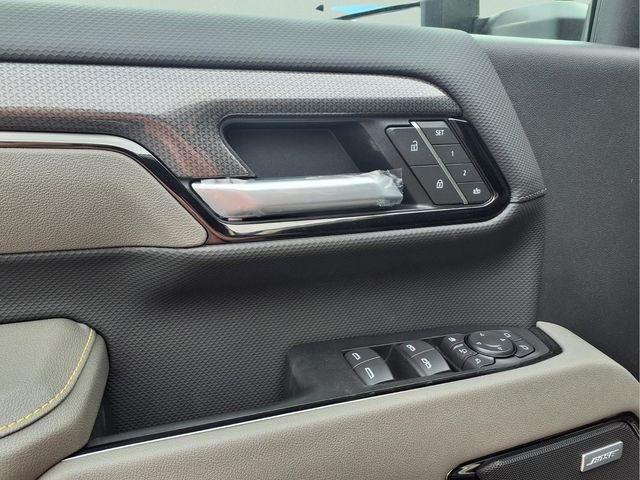 2026 Chevrolet Silverado 2500HD Crew Cab, Standard Bed, XR2, 4WD