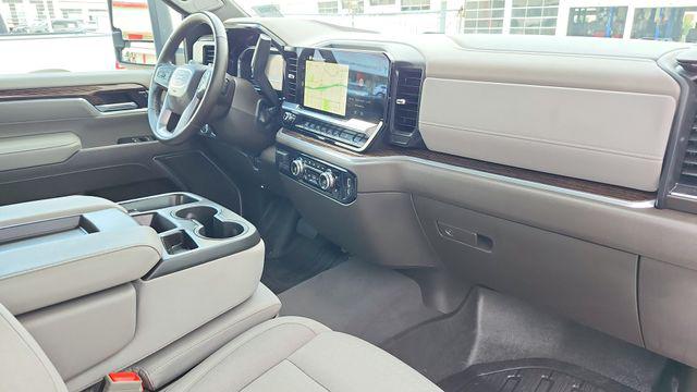 2025 GMC Sierra 2500HD 4WD Crew Cab Standard Bed SLE