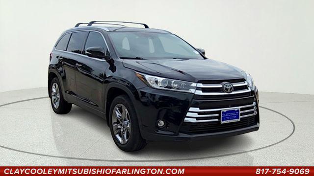 2019 Toyota Highlander Limited Platinum for sale in Arlington, TX