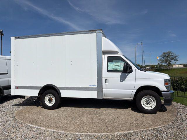 2025 Ford E-350 Cutaway Base
