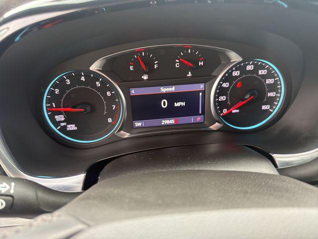 2023 Chevrolet Traverse AWD LT Cloth