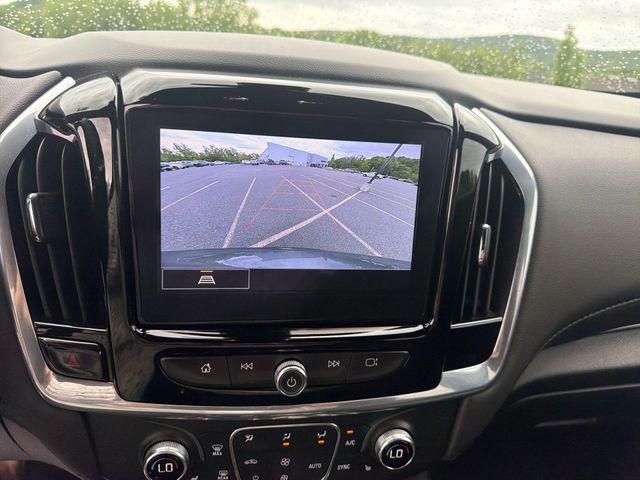 2023 Chevrolet Traverse AWD LT Cloth