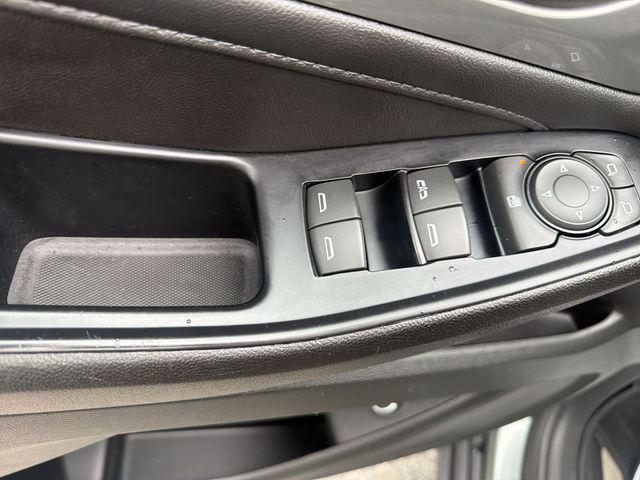 2023 Chevrolet Traverse AWD LT Cloth