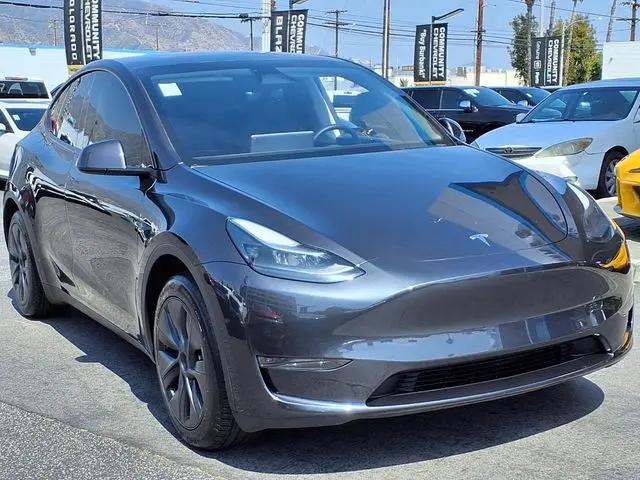 2024 Tesla Model Y Long Range Single Motor Rear-Wheel Drive