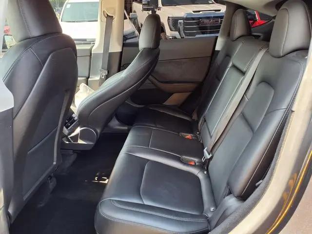 2024 Tesla Model Y Long Range Single Motor Rear-Wheel Drive