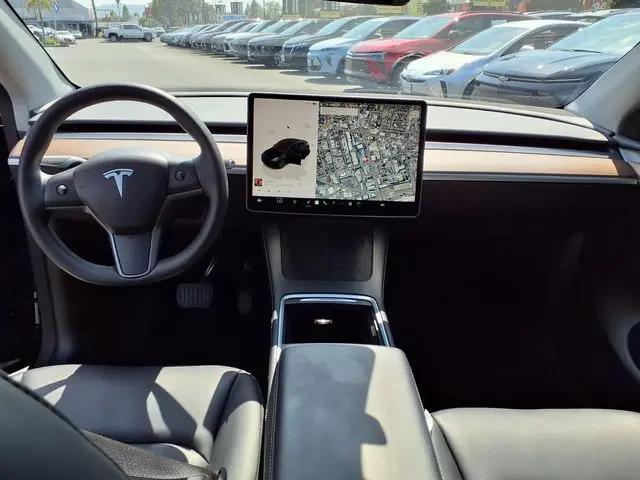 2024 Tesla Model Y Long Range Single Motor Rear-Wheel Drive