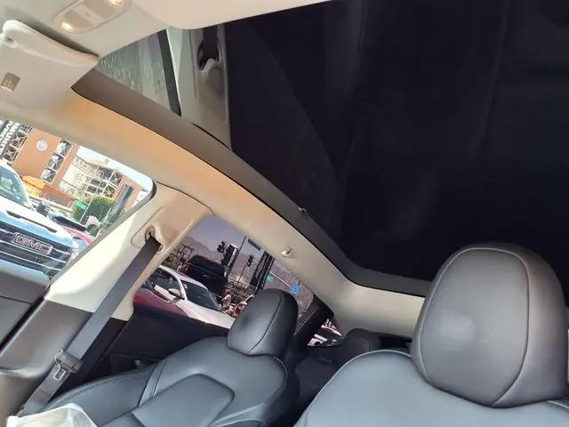 2024 Tesla Model Y Long Range Single Motor Rear-Wheel Drive