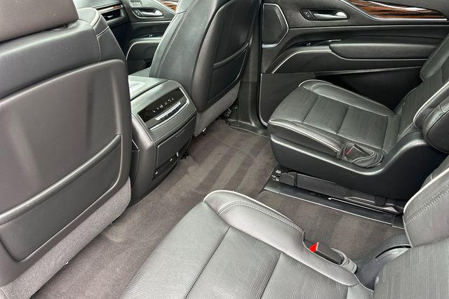 2023 Cadillac Escalade ESV 4WD Premium Luxury