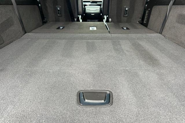2023 Cadillac Escalade ESV 4WD Premium Luxury