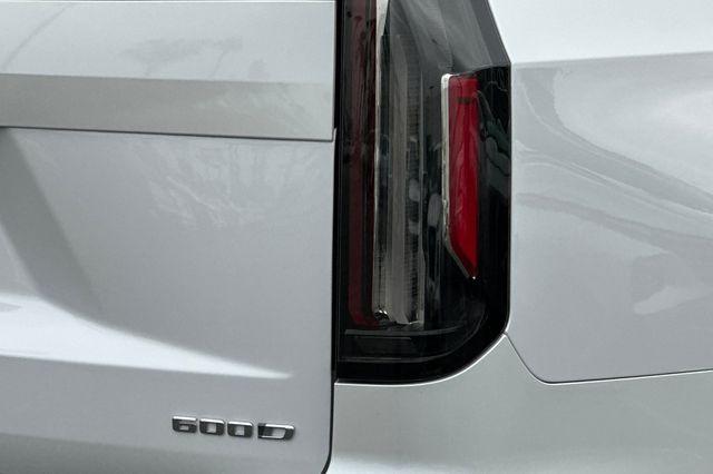 2023 Cadillac Escalade ESV 4WD Premium Luxury