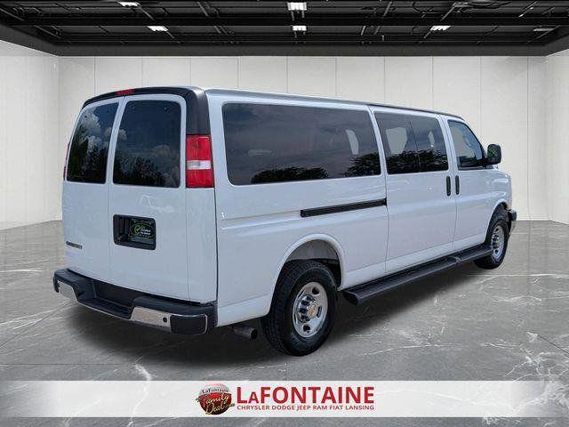 2025 Chevrolet Express Passenger RWD 3500 Extended Wheelbase LT