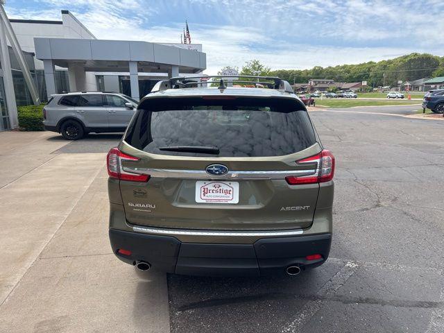 2025 Subaru Ascent Premium 8-Passenger