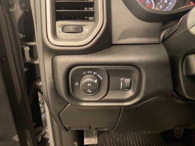 2026 Ram 2500 Black Express Crew Cab 4x4 6'4" Box