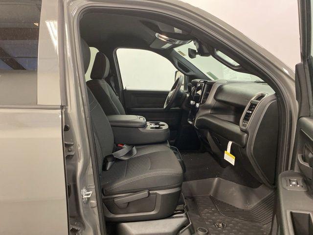 2026 Ram 2500 Black Express Crew Cab 4x4 6'4" Box