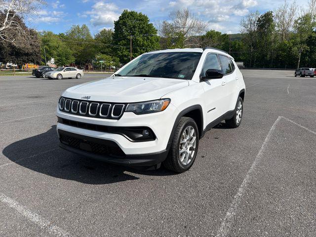 2022 Jeep Compass Latitude Lux 4x4 for sale in Thompsontown, PA