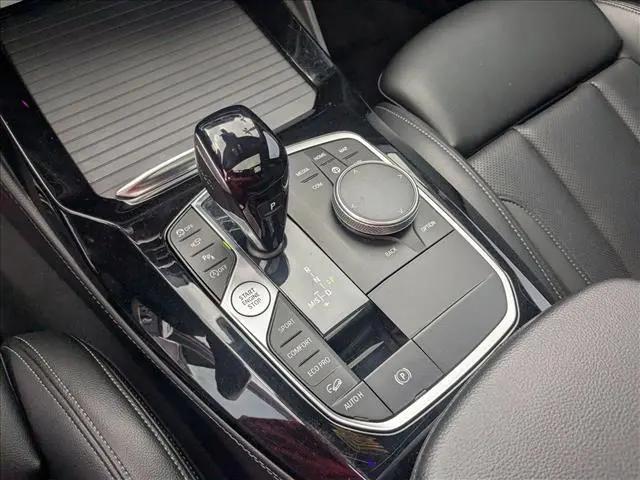 2023 BMW X4 xDrive30i