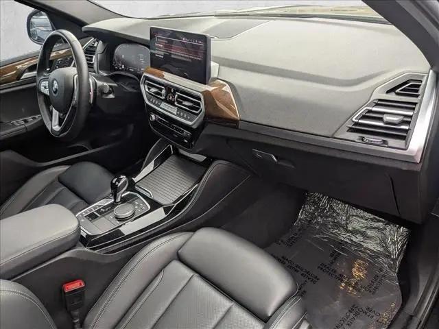 2023 BMW X4 xDrive30i