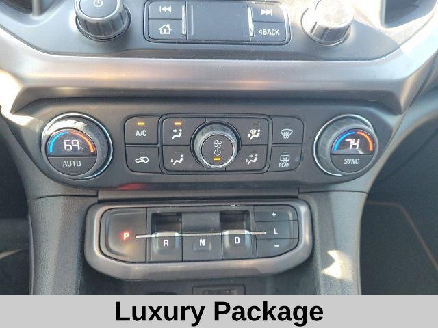 2023 GMC Acadia AWD AT4